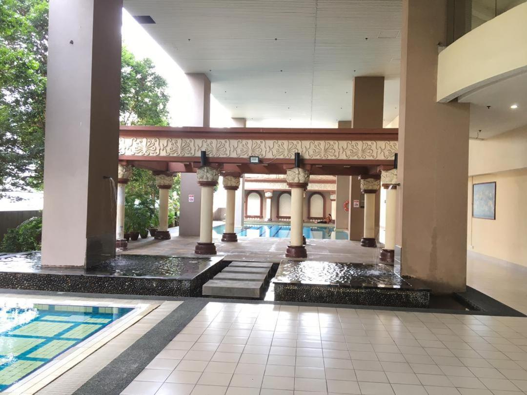 Maytower Service Suite - Masjid India — Photos 3
